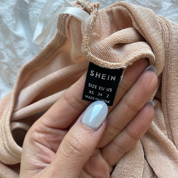 Two piece set - Picture 3 of 3